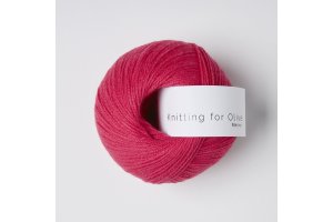 Knitting for Olive Merino - Pink Daisies