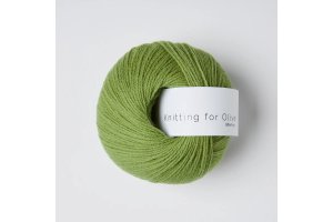 Knitting for Olive Merino - Pea Shoots