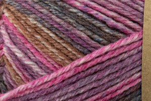 DROPS Fabel Print - różowo-brązowy 655